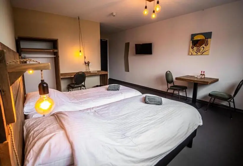 スタンダードルーム, B&b Bij De 3 Linden