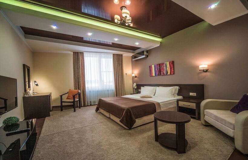 اتاق سوپریور, Kremleff