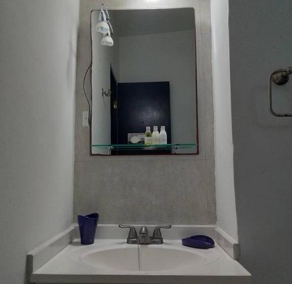 스탠다드 스튜디오, La Capitana Old San Juan Building