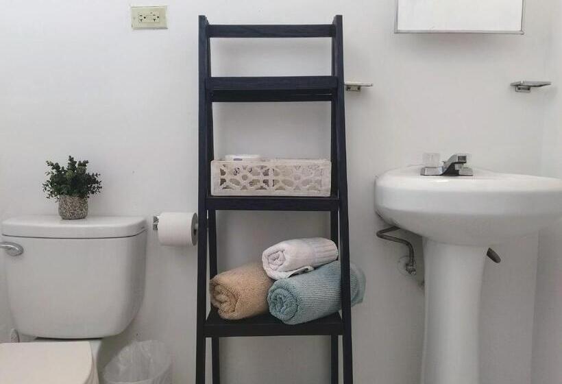 침실 1개 발코니 아파트, La Capitana Old San Juan Building