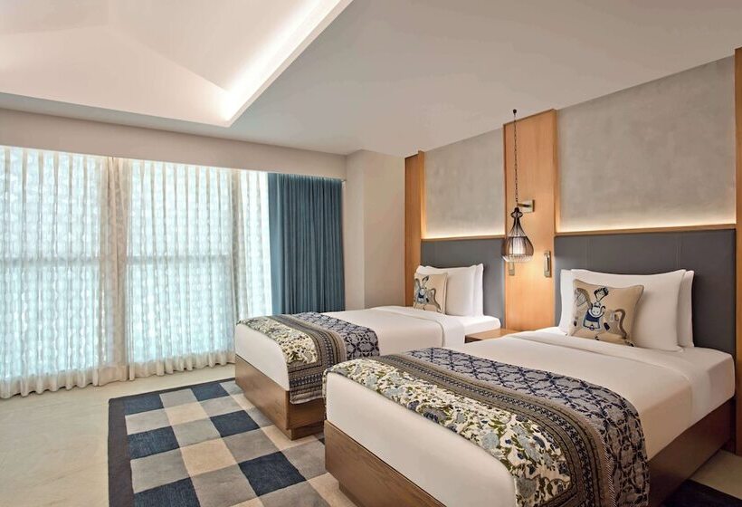 اتاق استاندارد با بالکن, Hyatt Regency Dharamshala Resort