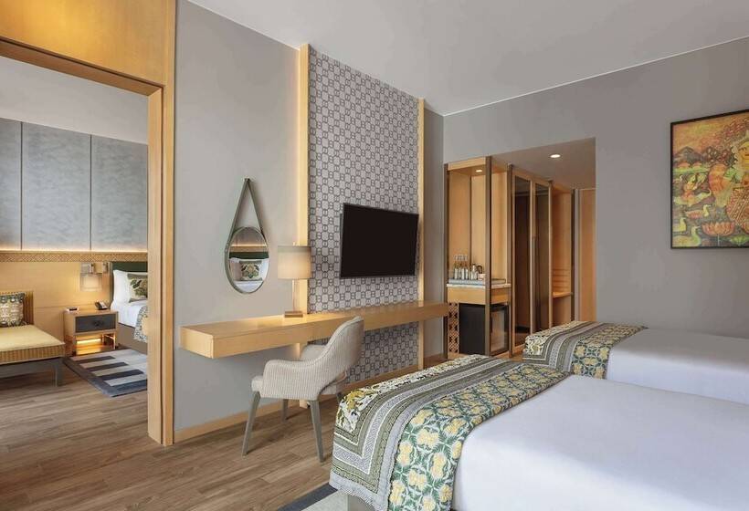 اتاق استاندارد با بالکن, Hyatt Regency Dharamshala Resort