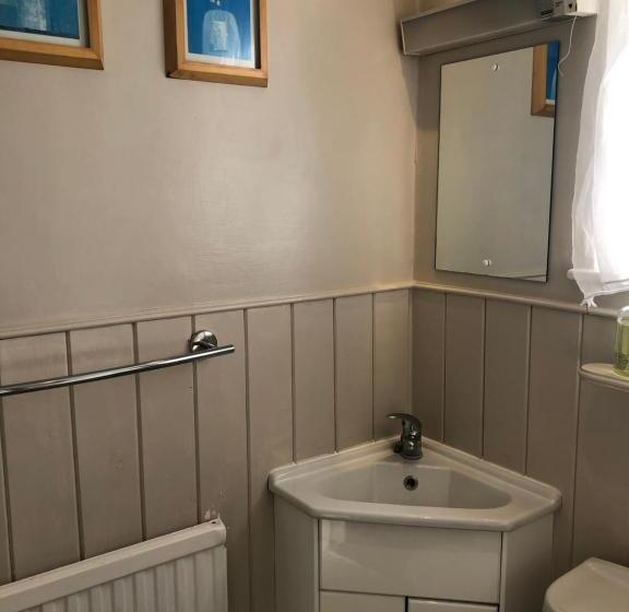 חדר סטנדרט, Carena House