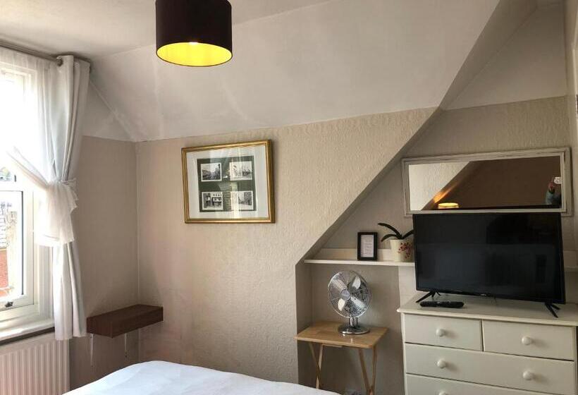 חדר סטנדרט, Carena House