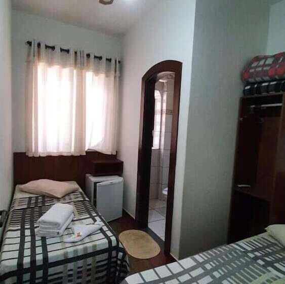 غرفة قياسية ثلاثية, Casa Blanca Pousada