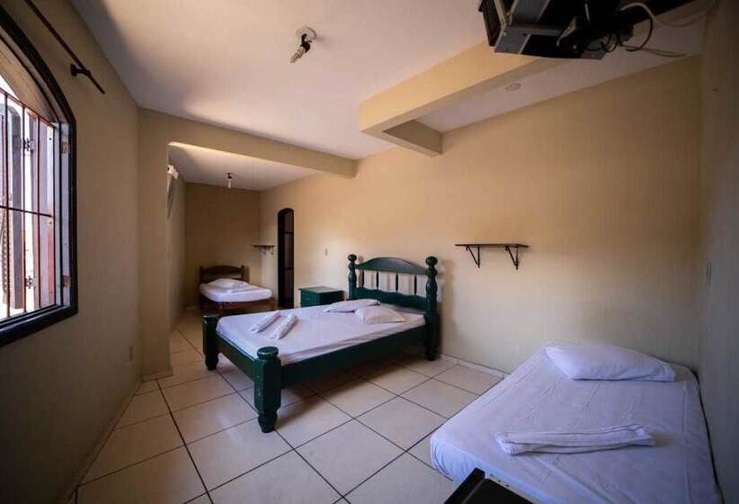 غرفة قياسية رباعية, Casa Blanca Pousada