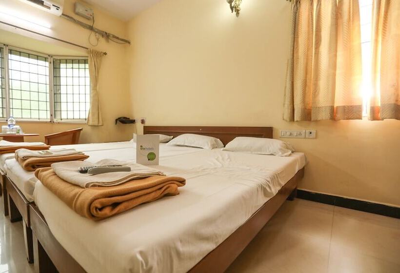 Chambre Triple Deluxe, Ulo Shivasunder Villa