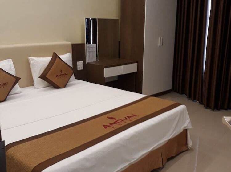 اتاق لوکس یک تخته, Anova 2