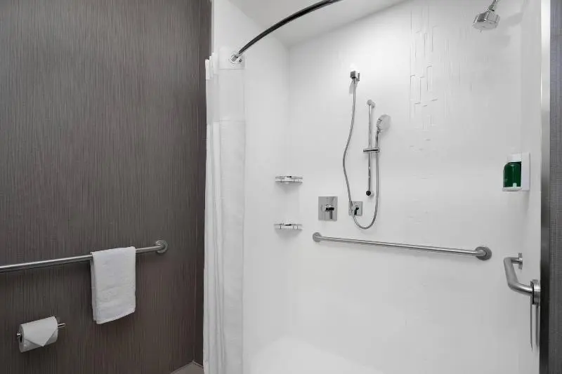 キングサイズベッドのスタンダードルーム, Courtyard By Marriott Delray Beach