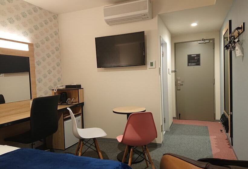 חדר פרמיום, Green Rich Hotel Okinawa Nago