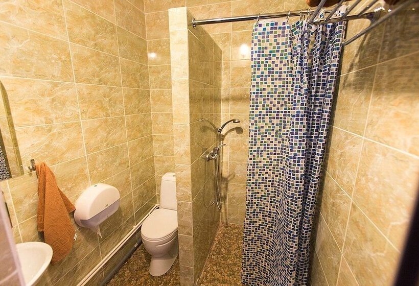 تختخواب در اتاق مشترک, Grelka