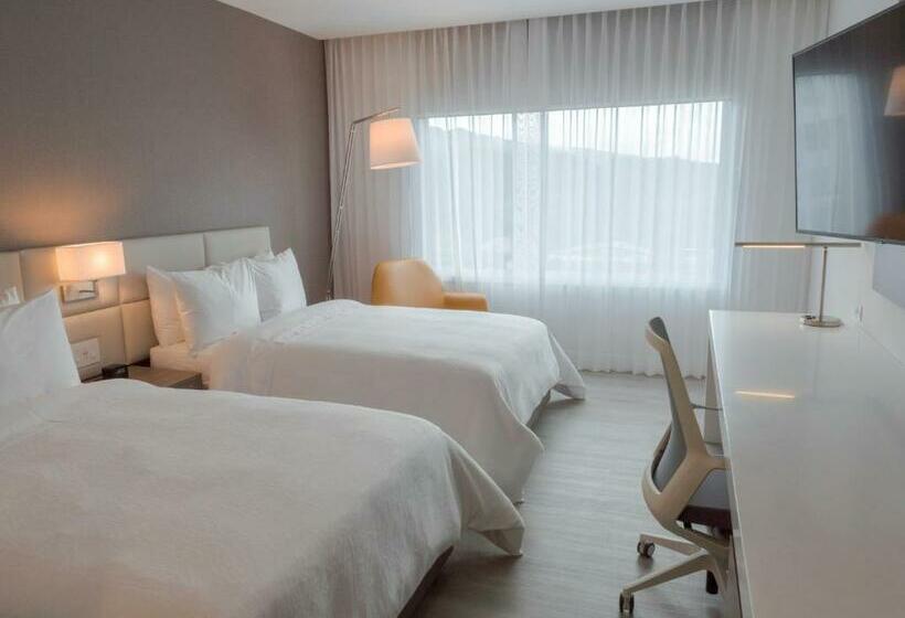 Номер Стандарт 2 Двуспальные Кровати, Hilton Garden Inn Santa Ana San Jose