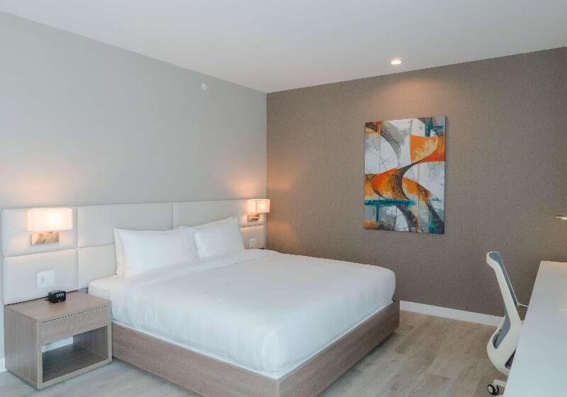 Номер Deluxe Кровать Кинг, Hilton Garden Inn Santa Ana San Jose