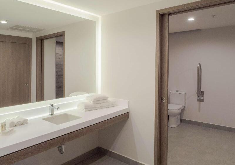 Номер Deluxe Кровать Кинг, Hilton Garden Inn Santa Ana San Jose