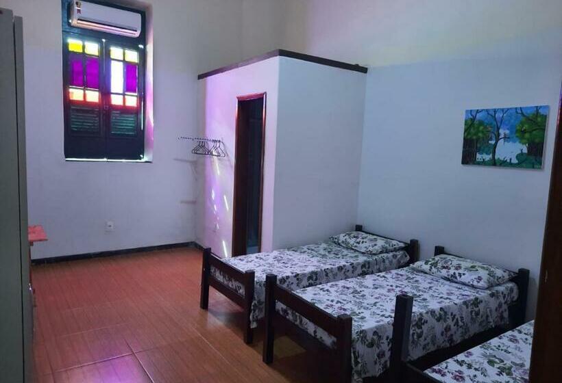 غرفة قياسية ثلاثية, Pousada Cor E Arte Pelourinho