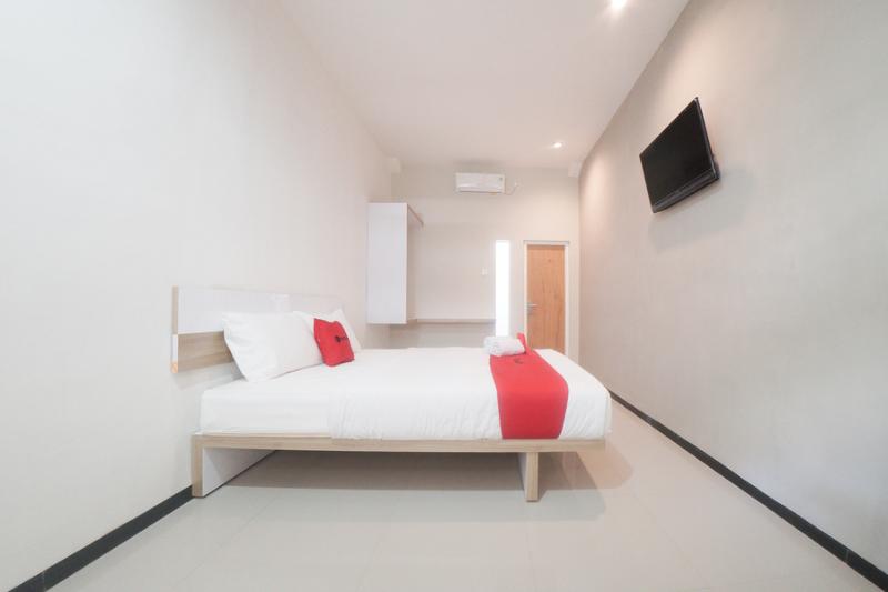 Номер Стандарт, Reddoorz Syariah Near Transmart Mx Malang
