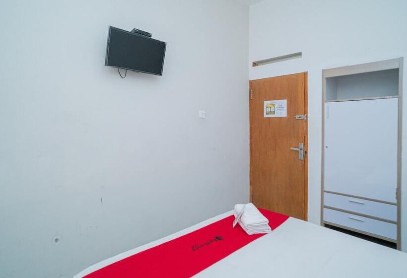 Номер Стандарт, Reddoorz Syariah Near Transmart Mx Malang