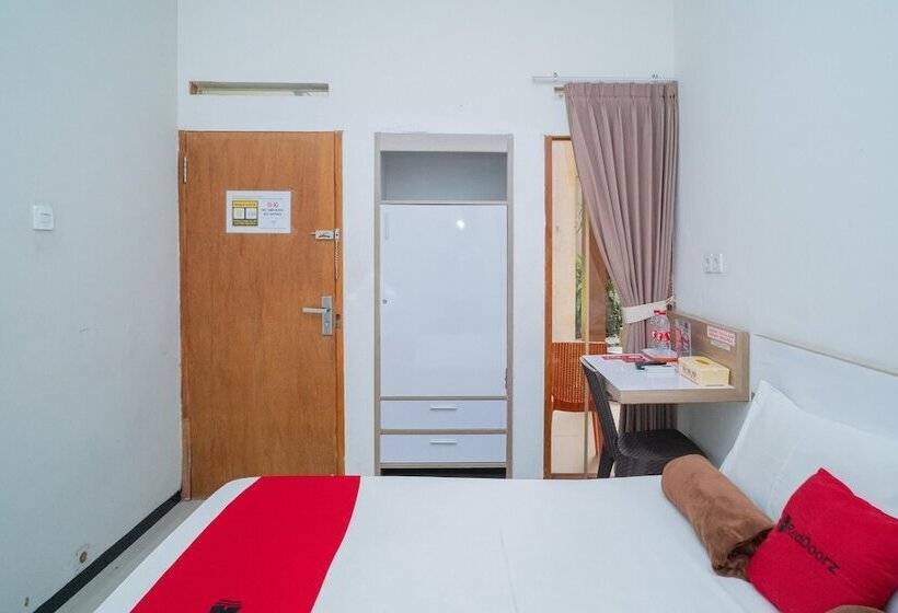 经济房, Reddoorz Syariah Near Transmart Mx Malang