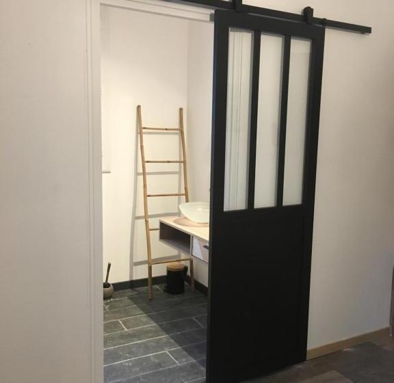 اتاق لوکس, O 36 Rempart Sud B&b