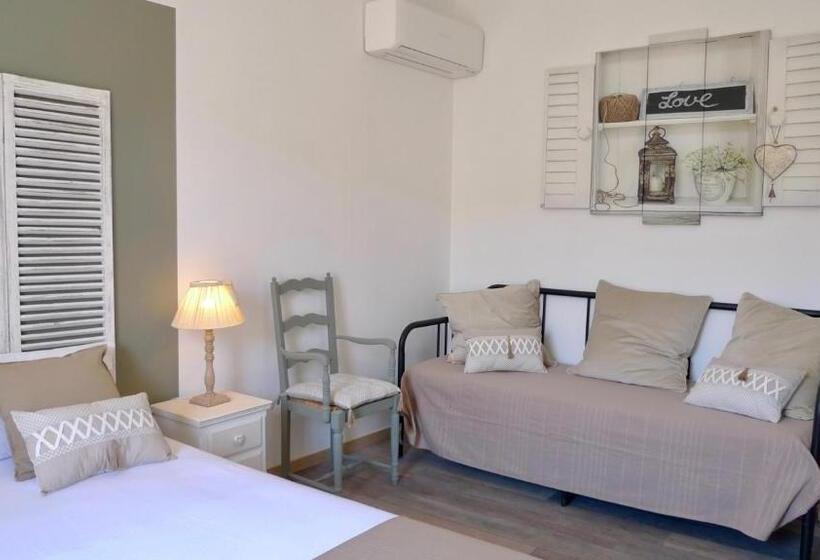 اتاق استاندارد چهار تخته, O 36 Rempart Sud B&b