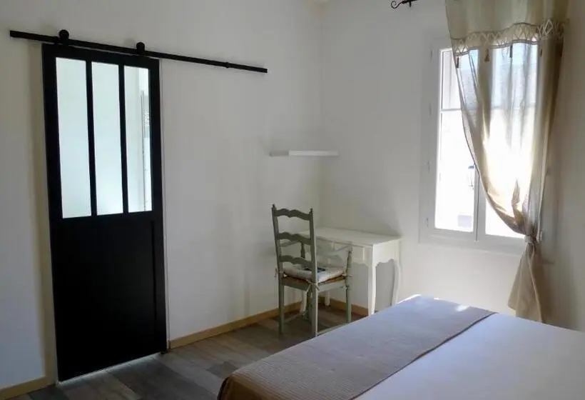 スタンダード4人部屋, O 36 Rempart Sud B&b