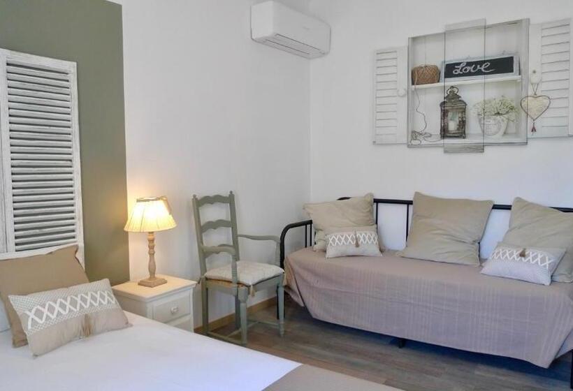 اتاق استاندارد چهار تخته, O 36 Rempart Sud B&b