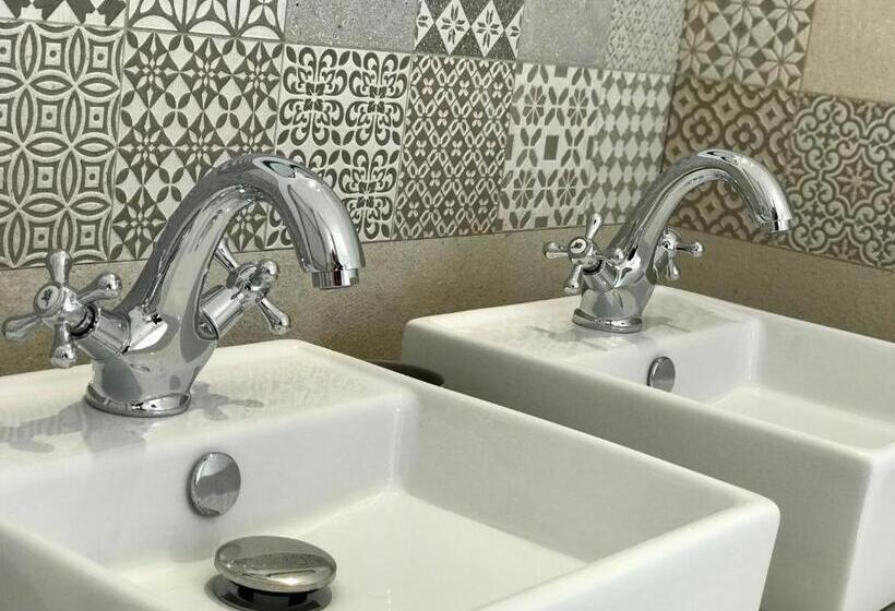 اتاق استاندارد چهار تخته, O 36 Rempart Sud B&b