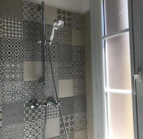 スタンダード4人部屋, O 36 Rempart Sud B&b