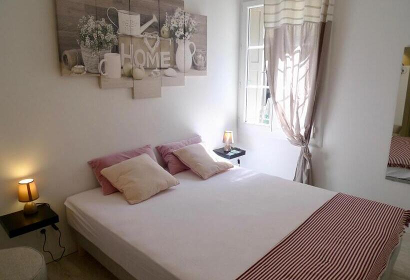 Номер Basic, O 36 Rempart Sud B&b