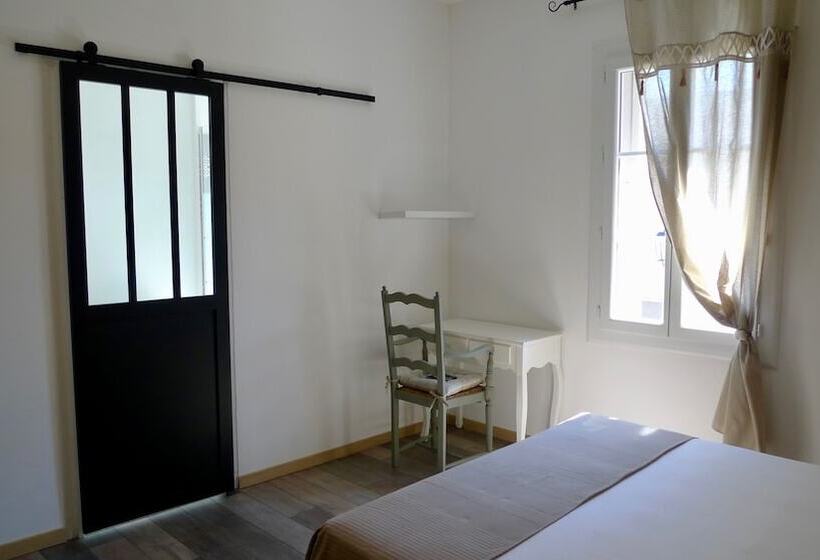 Номер Стандарт, O 36 Rempart Sud B&b