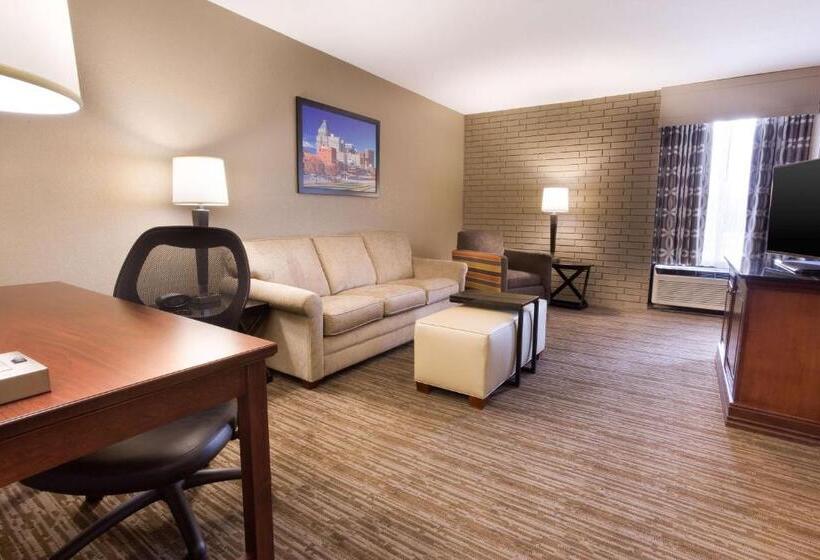 Superior-sviitti, Drury Inn & Suites Greensboro