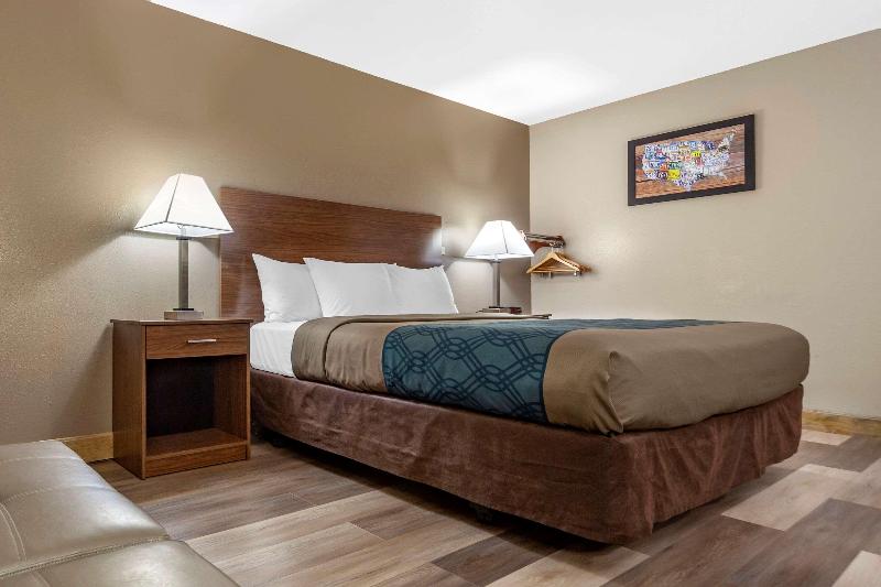غرفة قياسية, Econo Lodge Hays I 70
