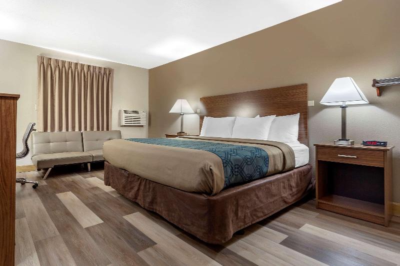 غرفة قياسية, Econo Lodge Hays I 70
