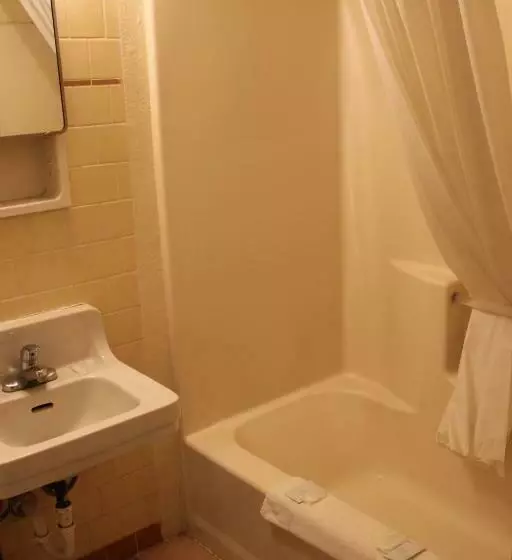 ２ダブルベッドのスタンダードルーム, Economy Inn Safford