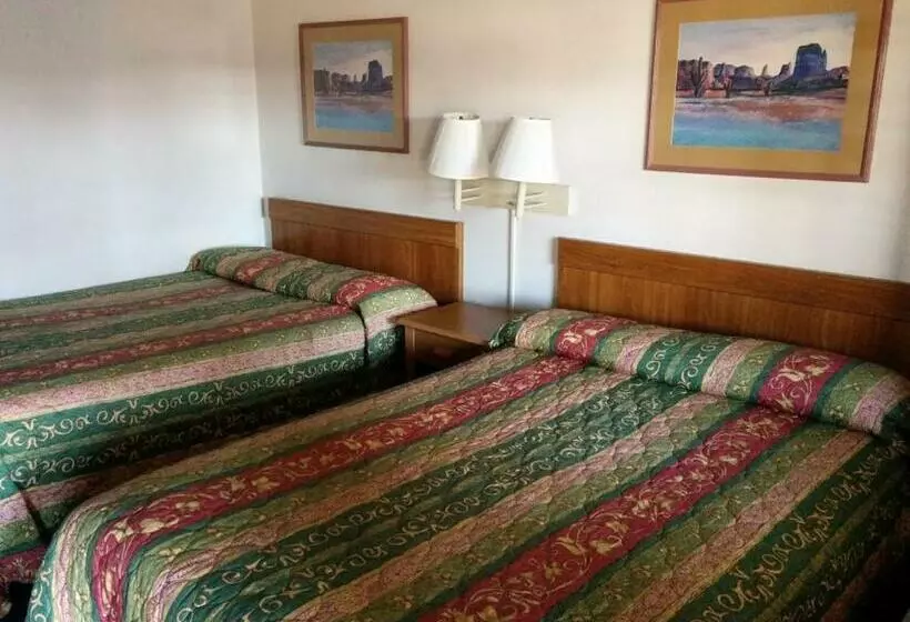 ２ダブルベッドのスタンダードルーム, Economy Inn Safford