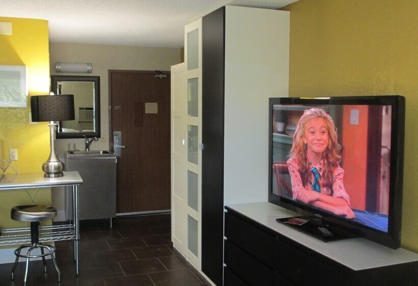 غرفة ديلوكس, Riverside Suites