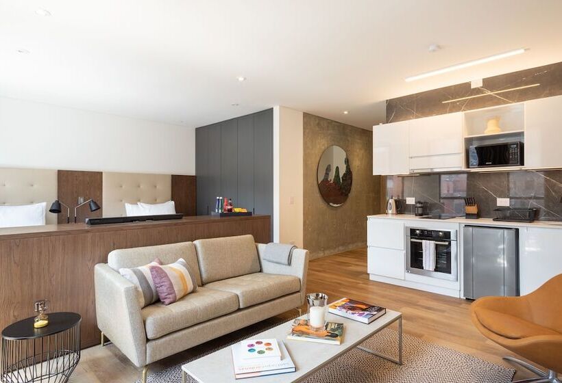 דירת חדר סופריור, Cassa Luxury Homes