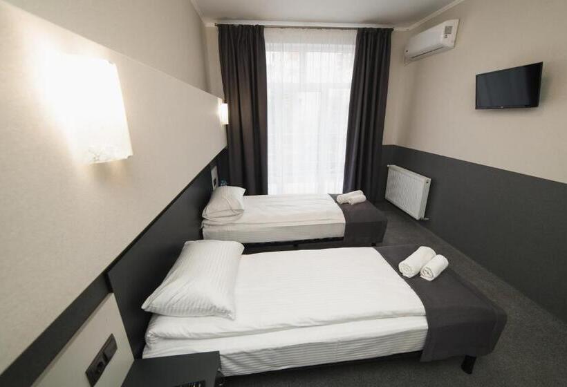 اتاق استاندارد با بالکن, Golden Ring