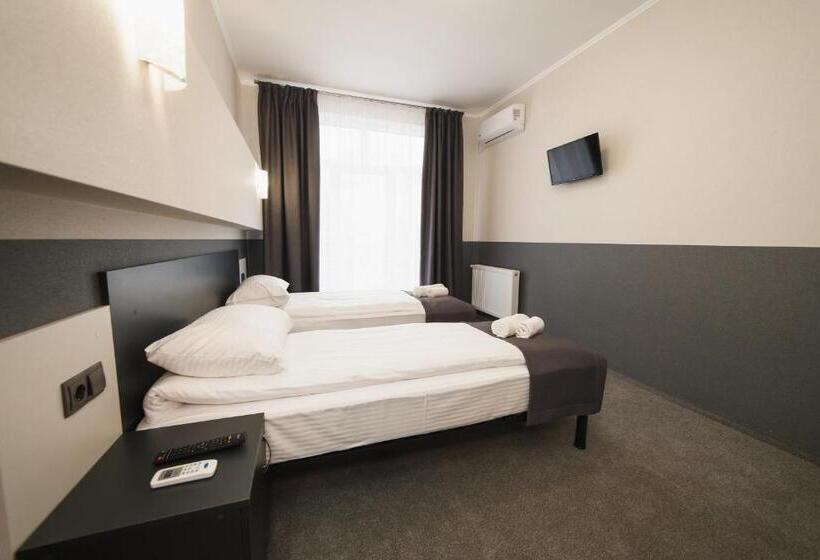 اتاق استاندارد با بالکن, Golden Ring