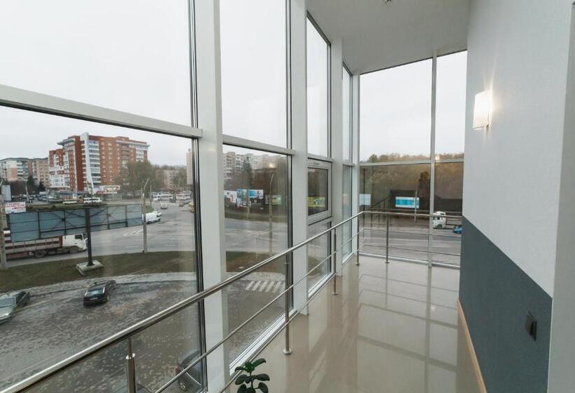 اتاق خانوادگی, Golden Ring