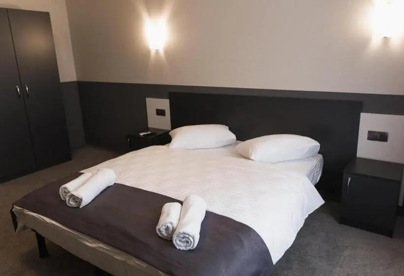 Suite Junior Familiare, Golden Ring