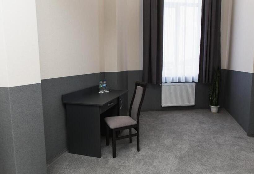 سوئیت جونیور خانوادگی, Golden Ring