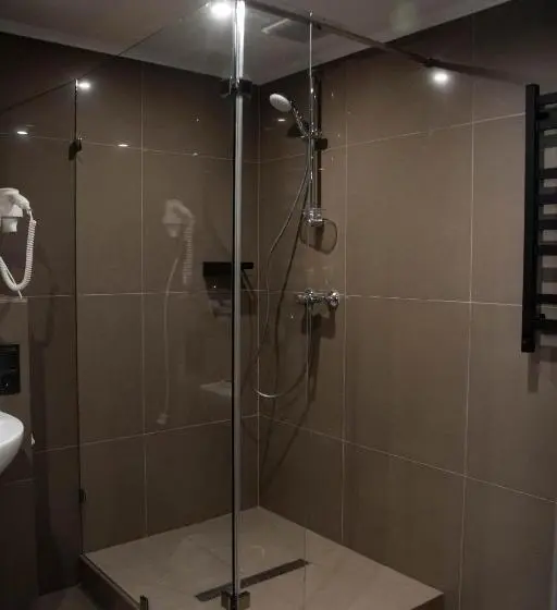 Suite Familiare, Golden Ring