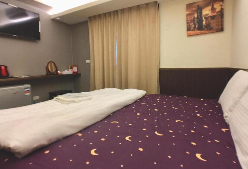 اتاق استاندارد با بالکن, 戀愛逢甲