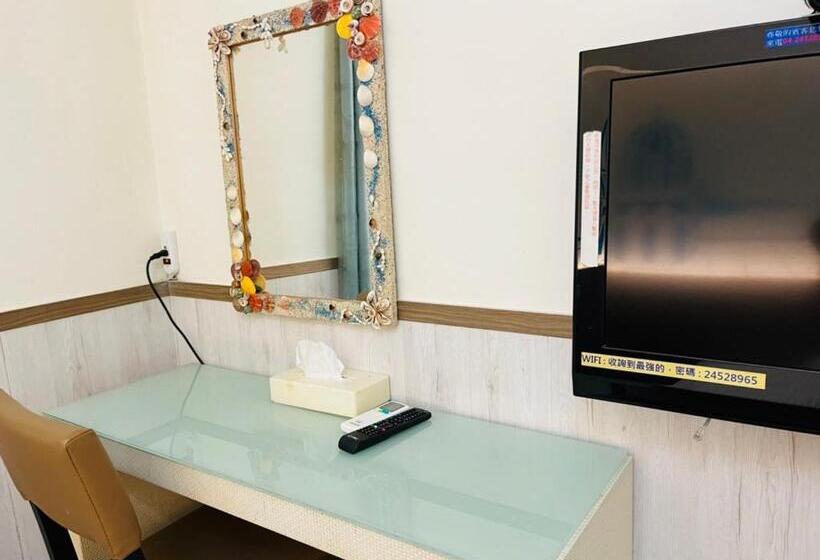 اتاق لوکس, 戀愛逢甲