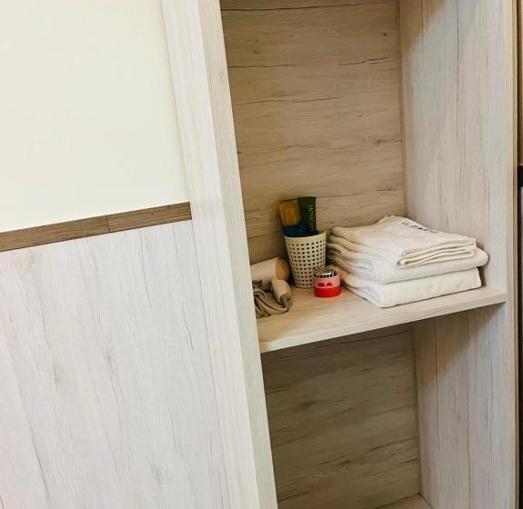 اتاق لوکس, 戀愛逢甲