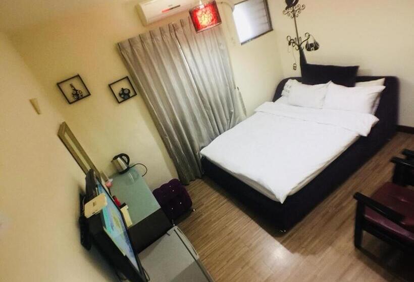 اتاق استاندارد, 戀愛逢甲