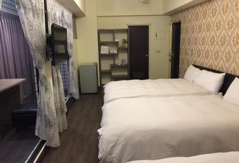 سوییت خانوادگی, 戀愛逢甲