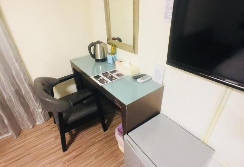 اتاق لوکس, 戀愛逢甲