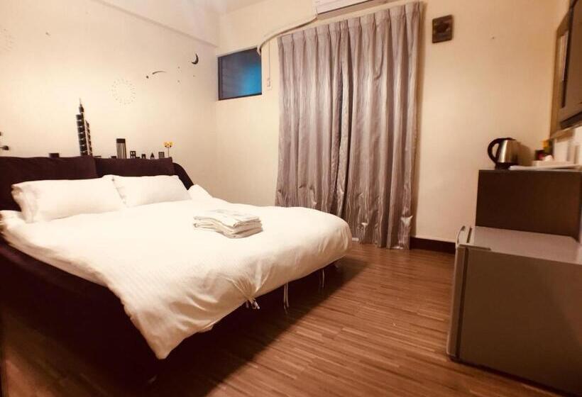 اتاق لوکس, 戀愛逢甲